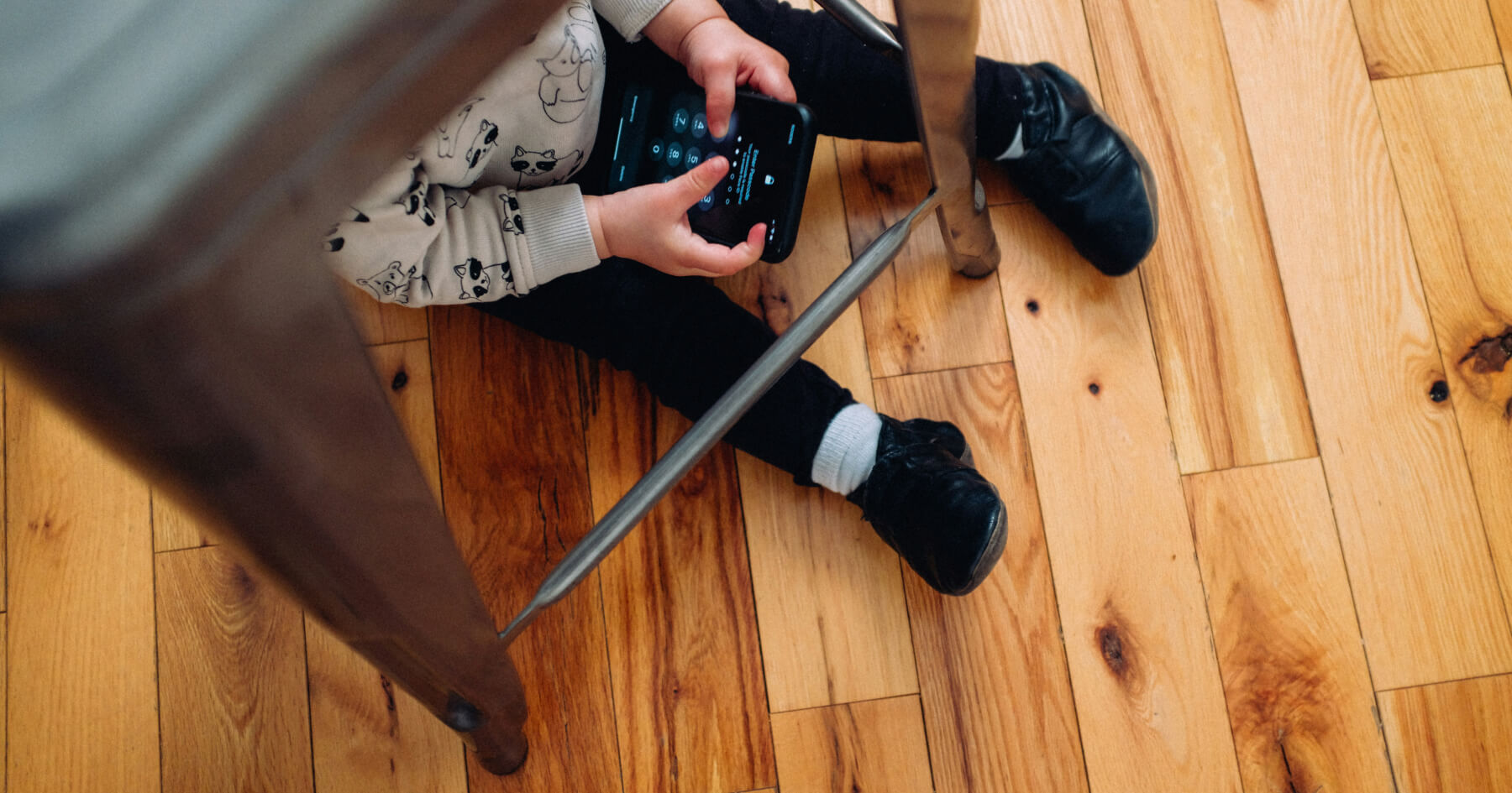 サムネイル画像: What Parents Can Do About Kids’ Smartphone Addiction: Reclaiming Quality Time with Digital Detox