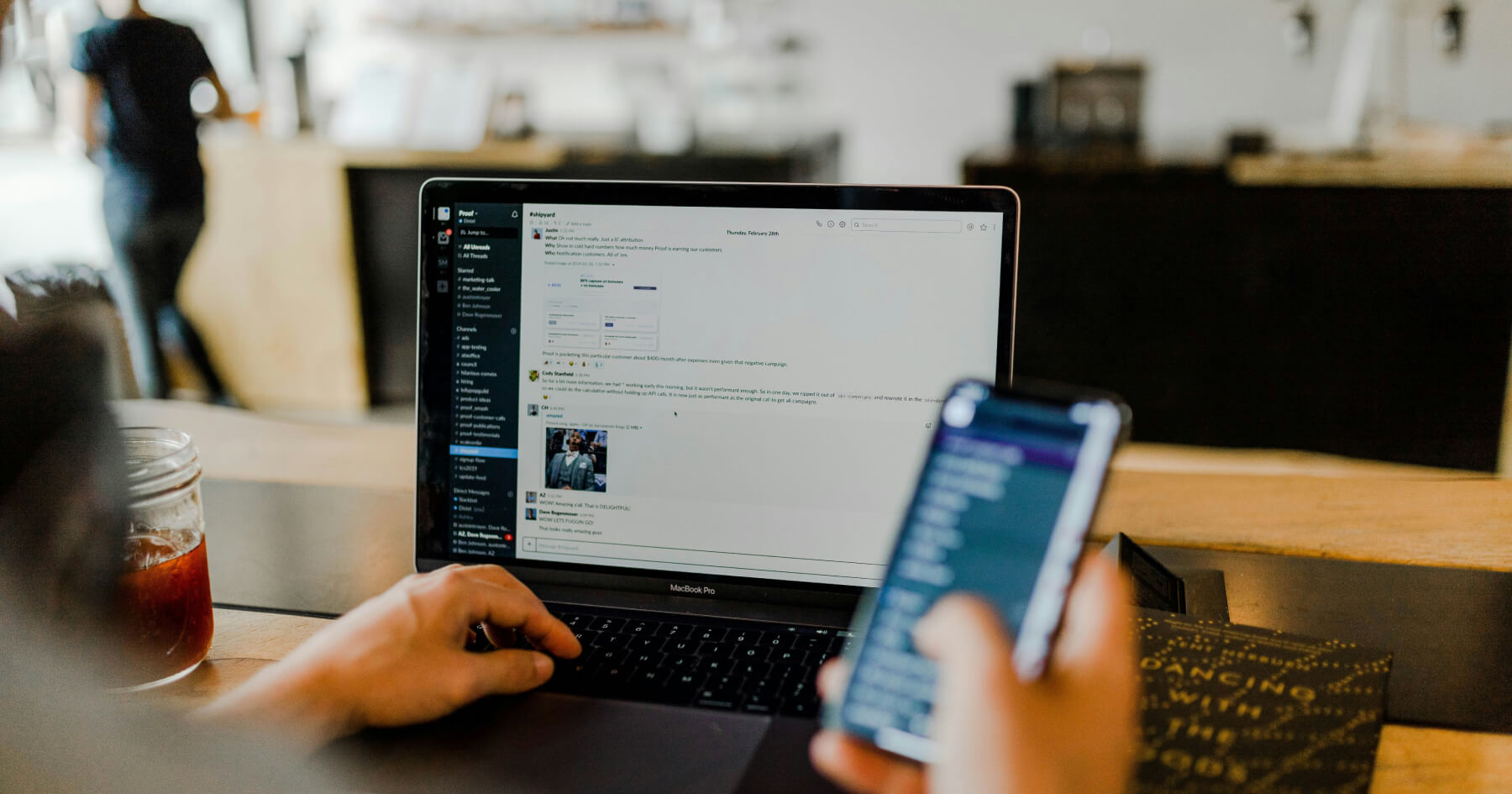 サムネイル画像: Is Multitasking a No-Go? The Power of Focusing on One Task at a Time