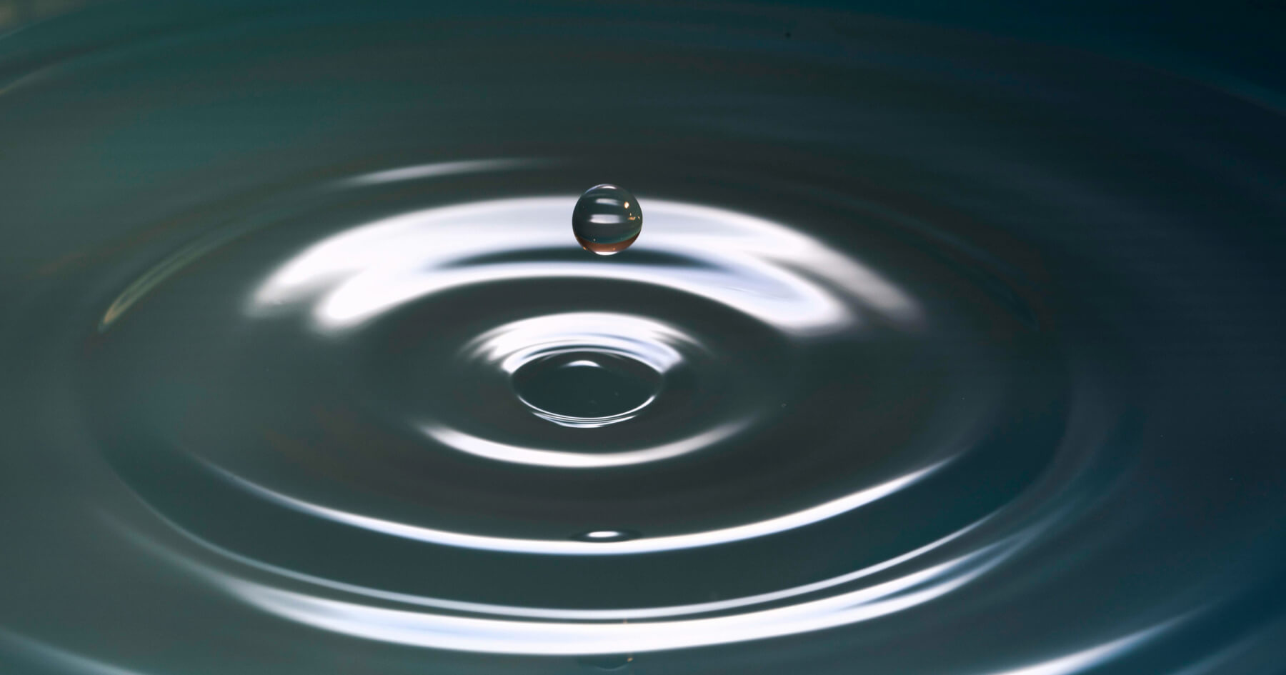 サムネイル画像: The Philosophy of Nothingness (Zen, Taoism): Finding Freedom in Emptiness